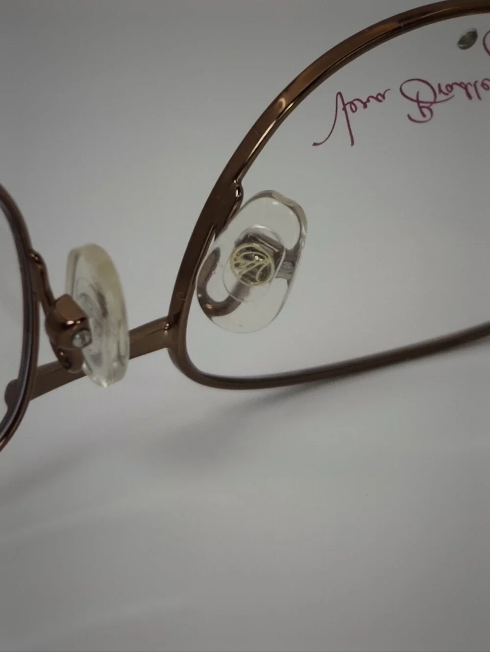 Vera Bradley Penelope. Oval Metal Eyeglasses in African Violet.
